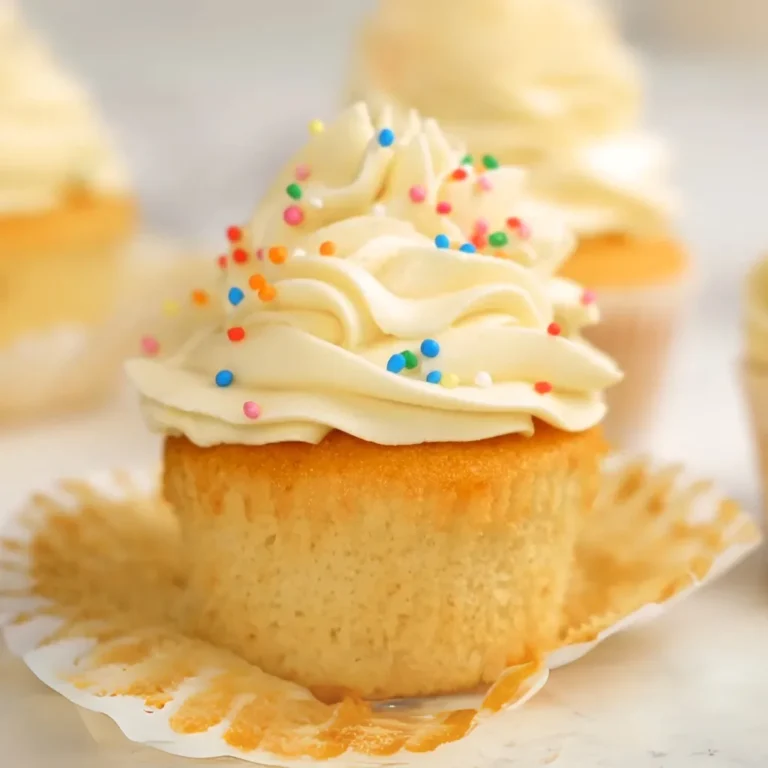Best Vanilla Cupcakes